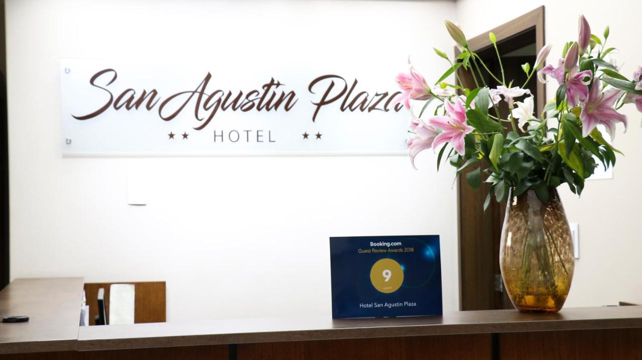 Hotel San Agustin Plaza Latacunga Kültér fotó