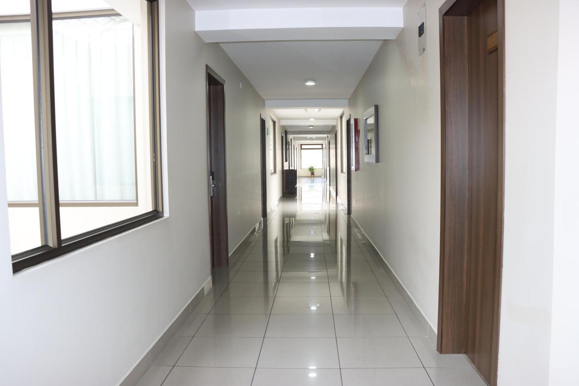 Hotel San Agustin Plaza Latacunga Kültér fotó