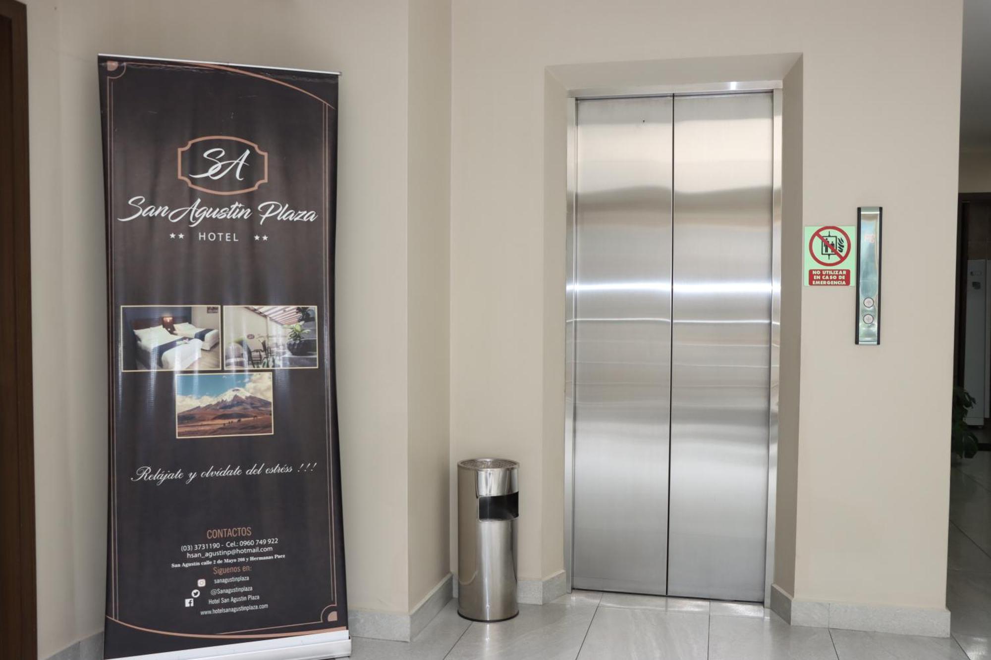 Hotel San Agustin Plaza Latacunga Kültér fotó