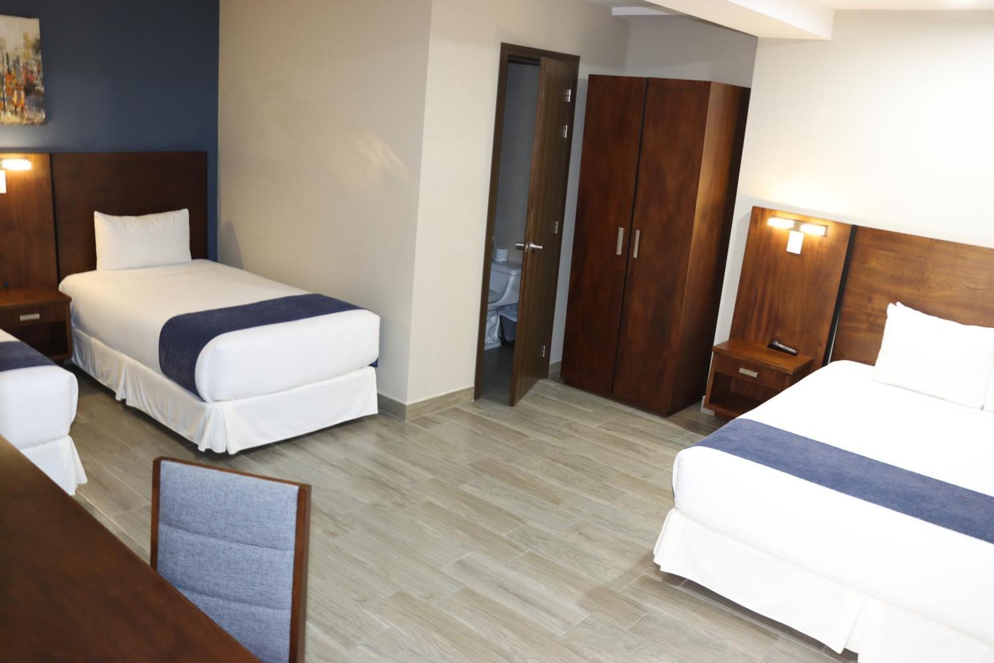 Hotel San Agustin Plaza Latacunga Kültér fotó