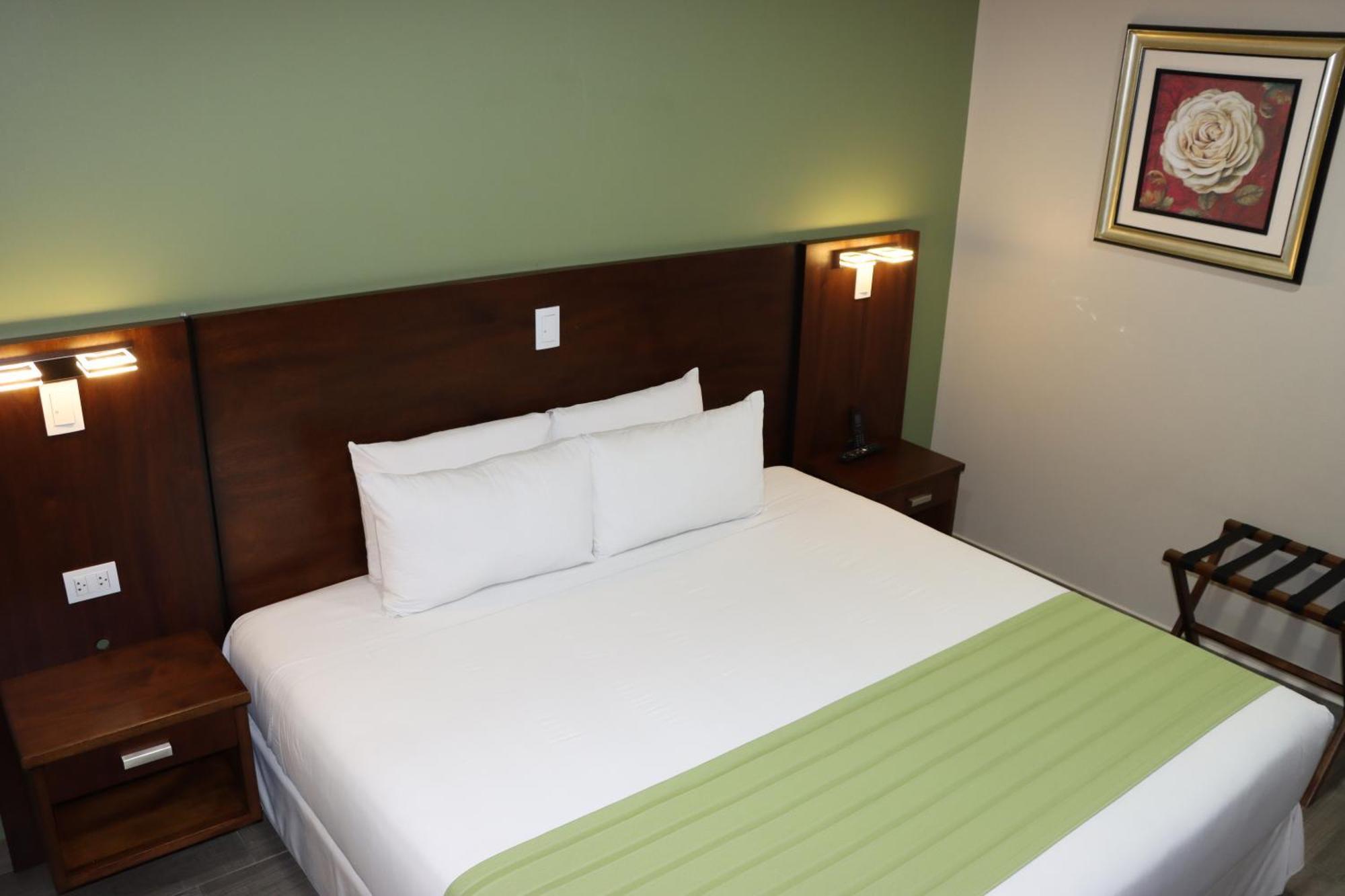 Hotel San Agustin Plaza Latacunga Kültér fotó