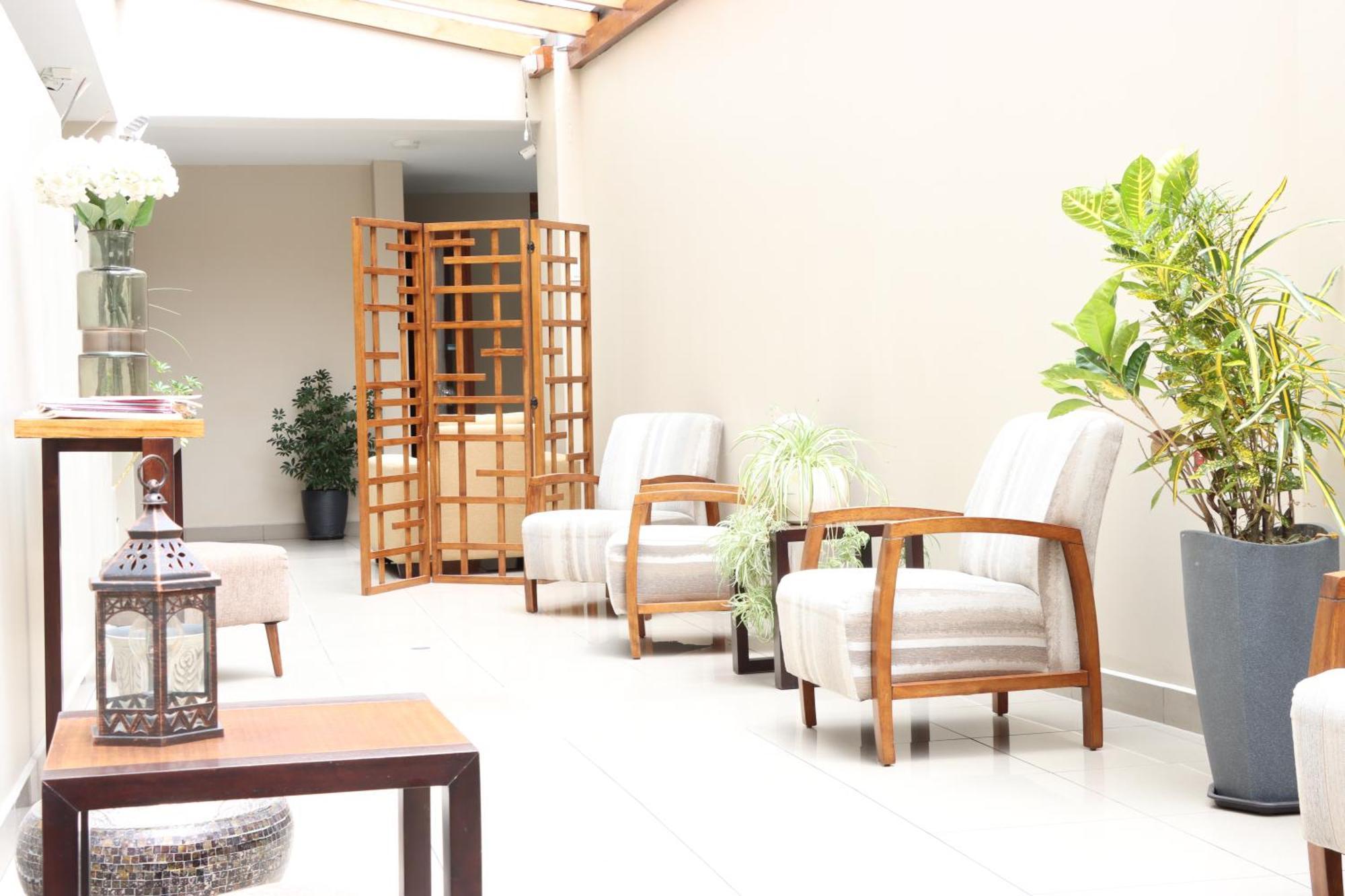 Hotel San Agustin Plaza Latacunga Kültér fotó