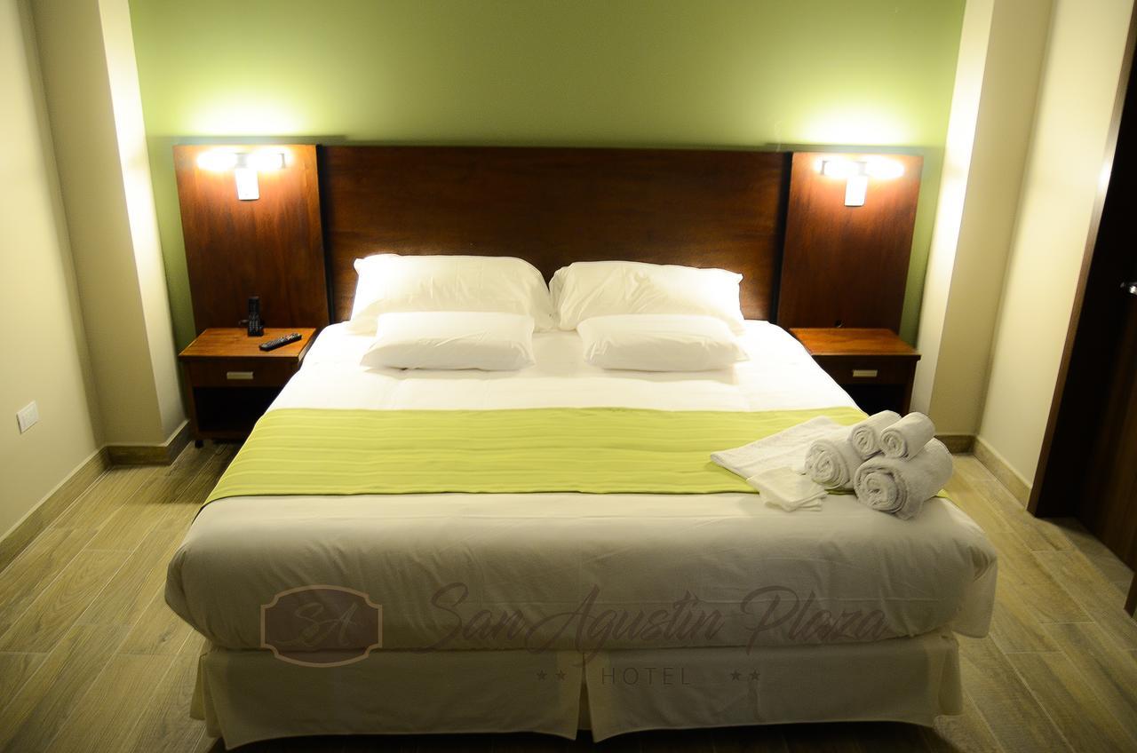 Hotel San Agustin Plaza Latacunga Kültér fotó