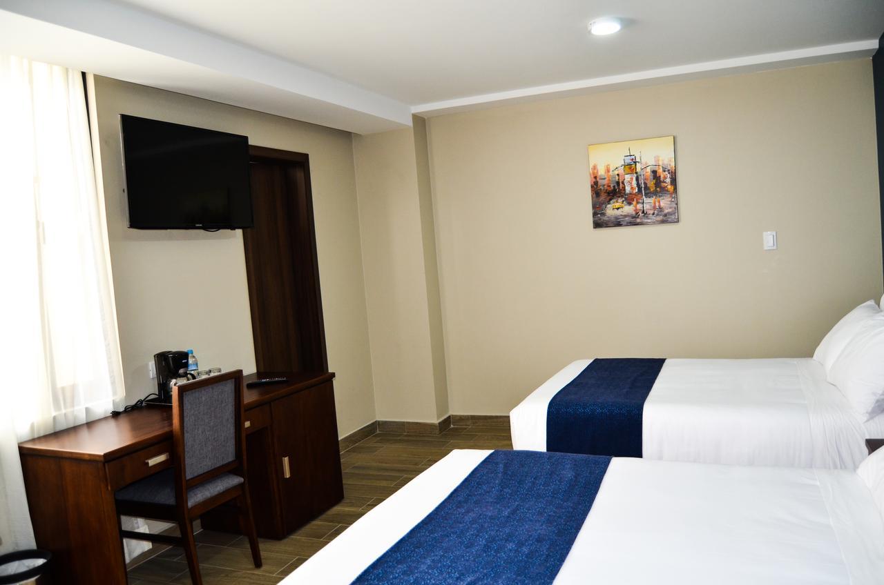 Hotel San Agustin Plaza Latacunga Kültér fotó