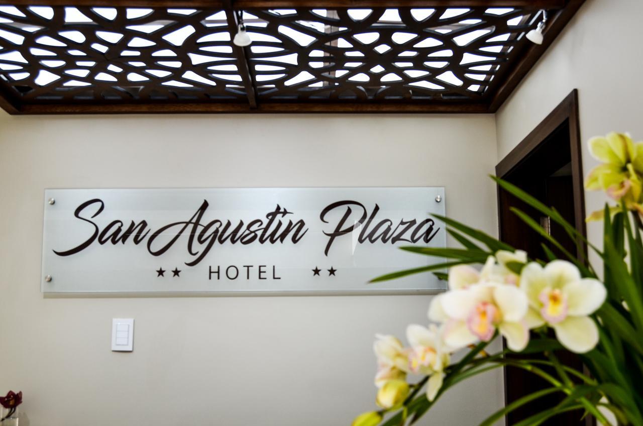Hotel San Agustin Plaza Latacunga Kültér fotó