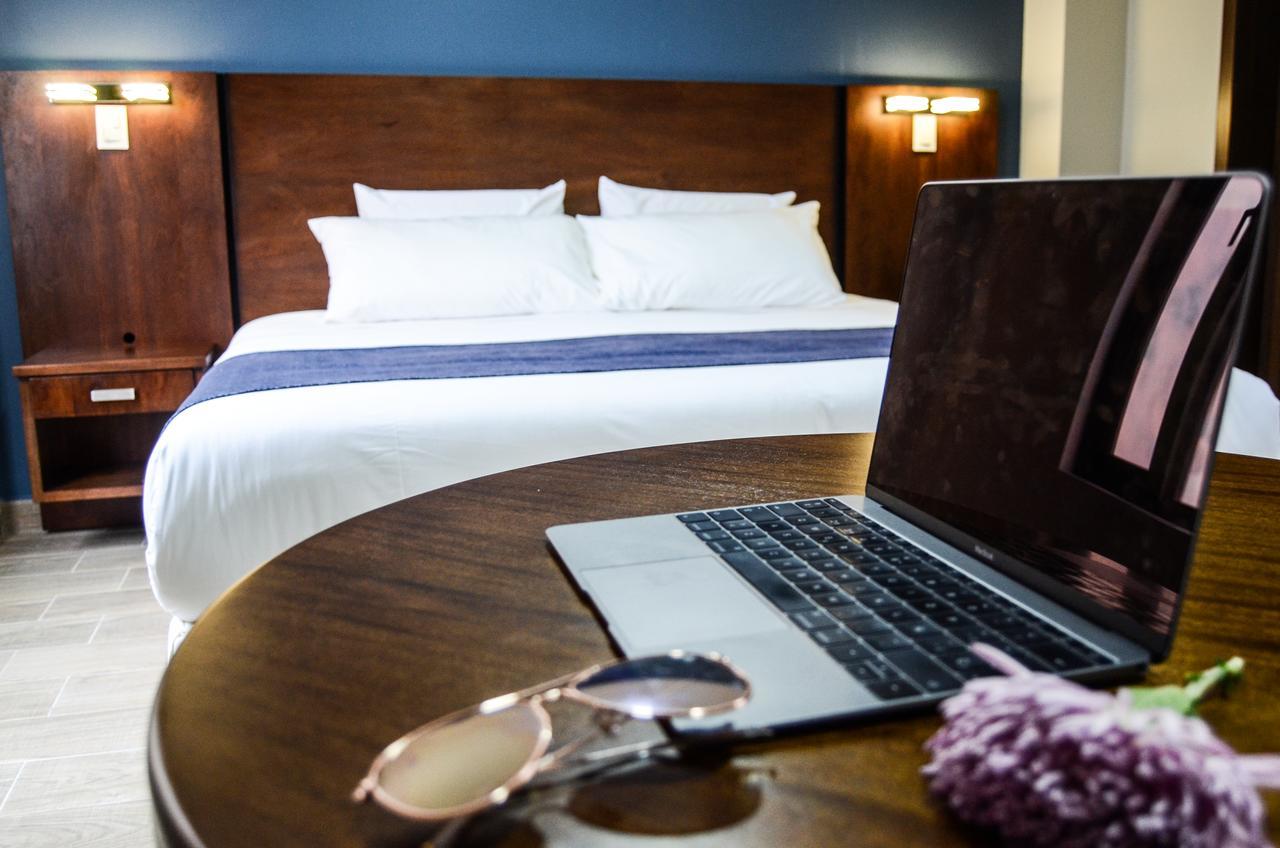 Hotel San Agustin Plaza Latacunga Kültér fotó